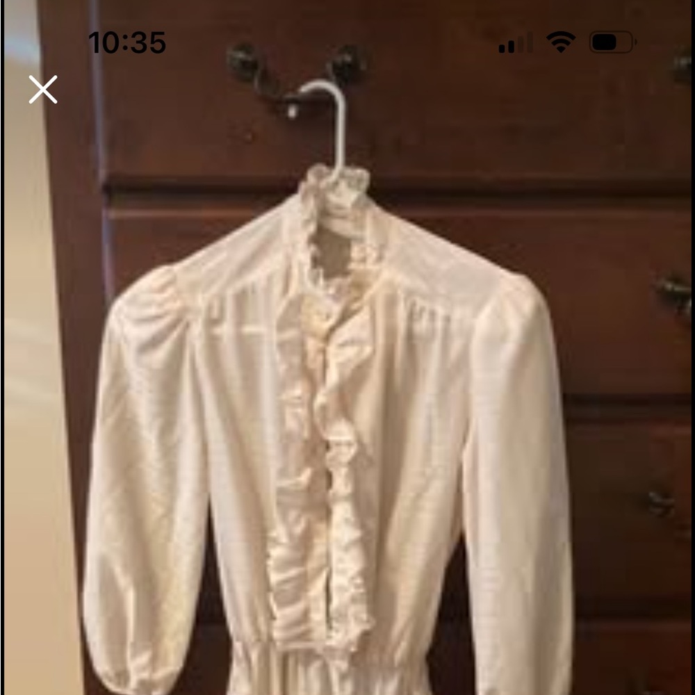 Vintage Boho 1970s/early 80s ILGWU cream colored belted dress with ruffles
